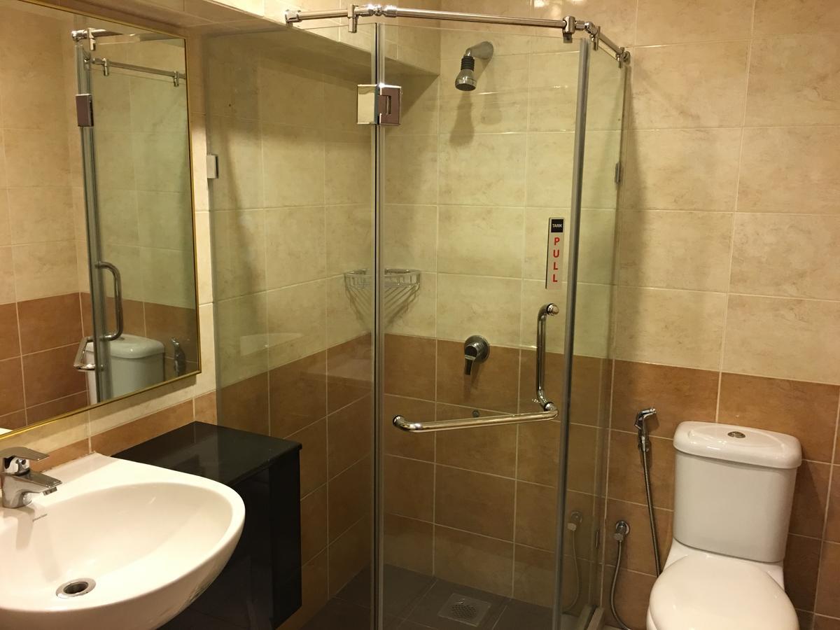 Lintas Plaza Hotel Kota Kinabalu Esterno foto